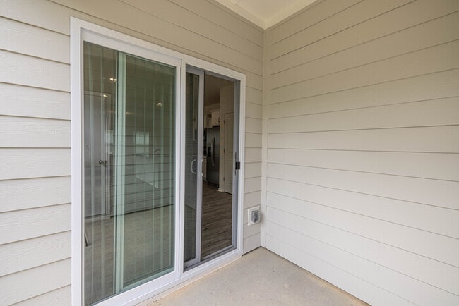 Building Photo - Beautiful 3 Bedroom Townhome Main Street Downtown Pineville - MOVE IN READY