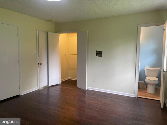 Building Photo - 13409 Doncaster Ln