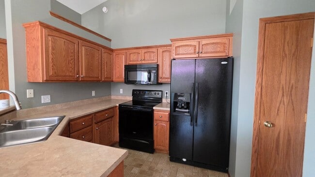 Building Photo - 7308 W 51st St