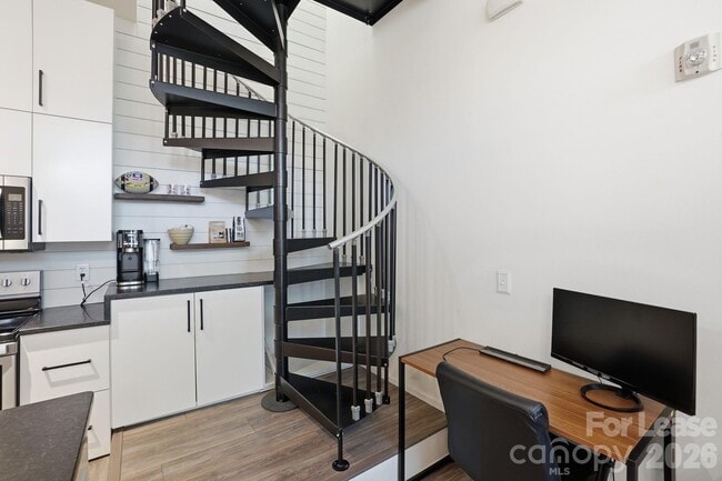Building Photo - 2088 Euclid Ave