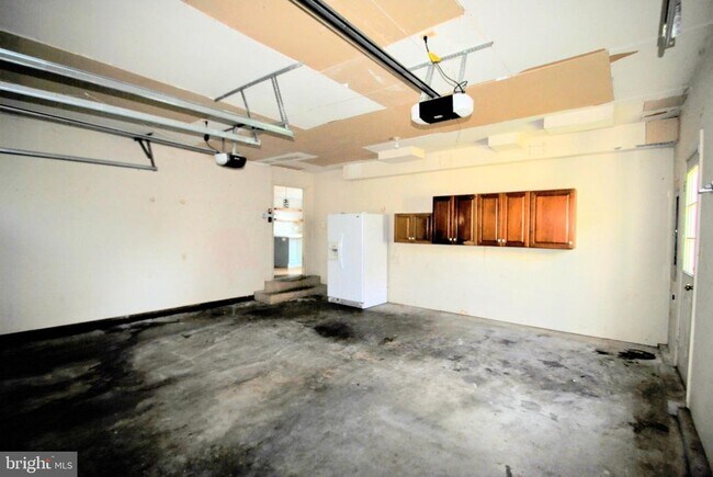 Building Photo - 1506 Chain Bridge Ct