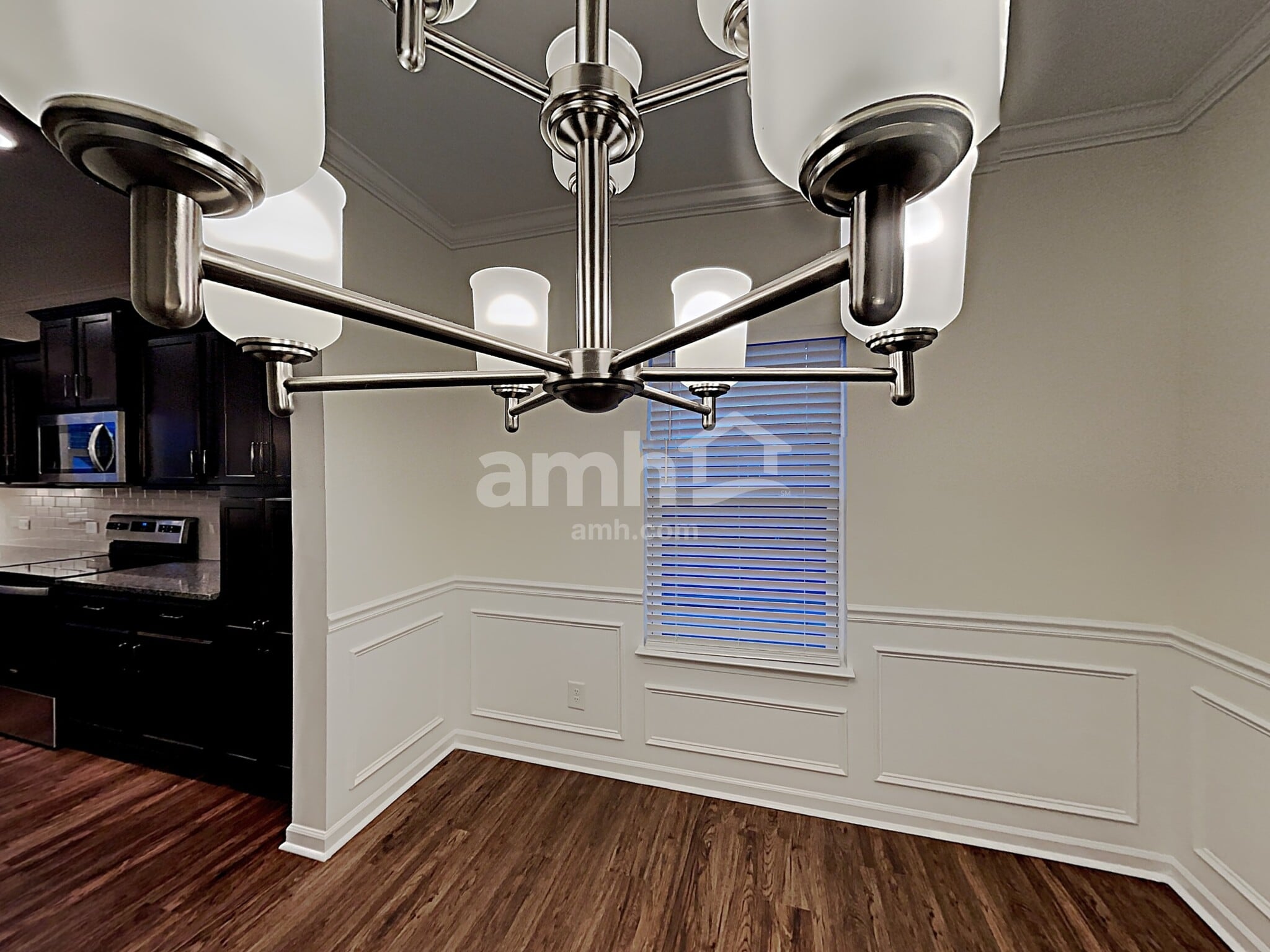 Building Photo - 500 Horseman Park Pl