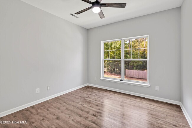 Building Photo - 4519 Sagedale Dr