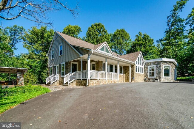 Building Photo - 3714 Hummer Rd