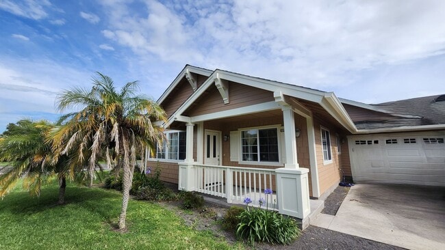 Building Photo - Pacheco, Evelyn (Kamalo'o)