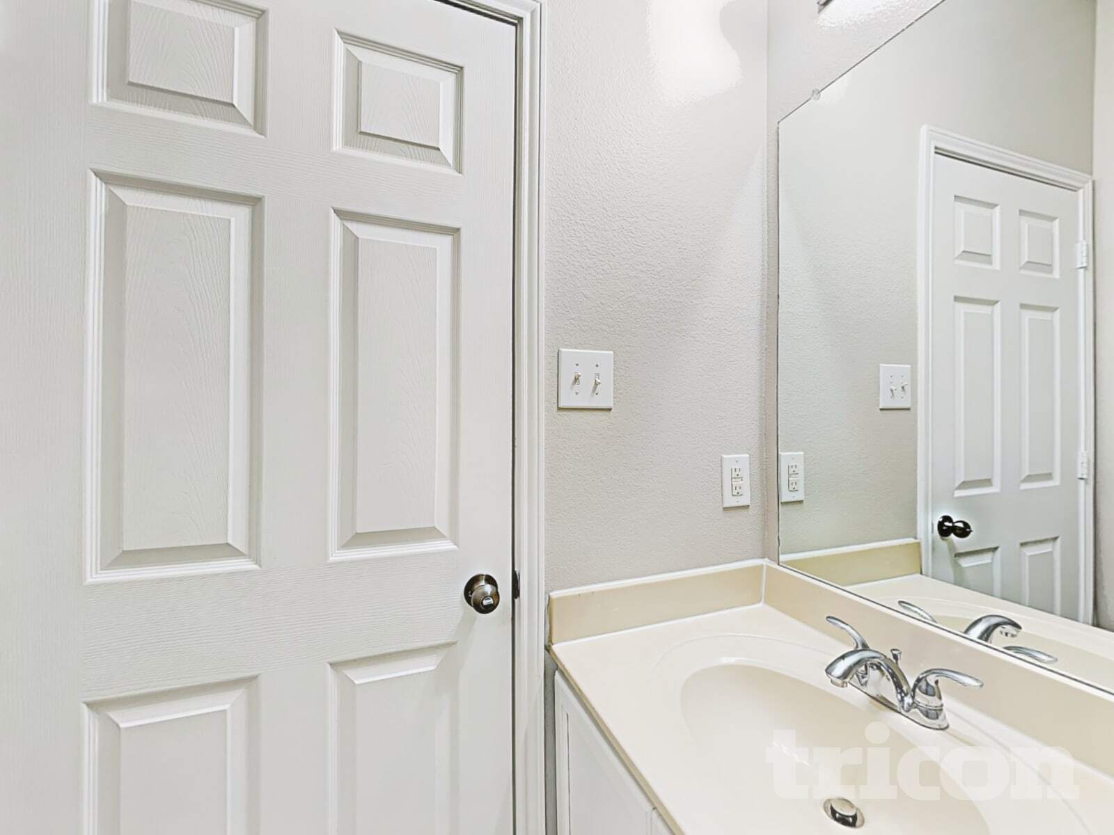 Building Photo - 404 Chert Ln