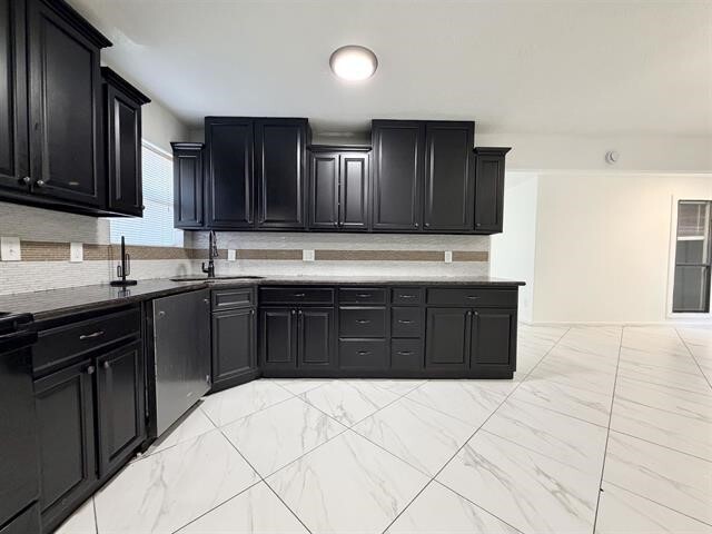 Building Photo - 6360 Forest Trail Cir