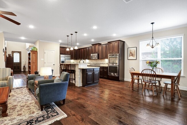 Building Photo - 28565 Willis Ranch