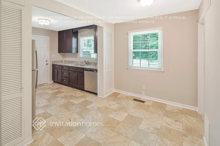 Building Photo - 3616 Slagle Dr