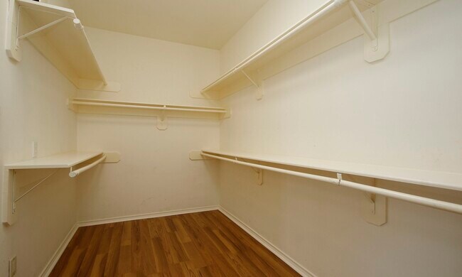 Building Photo - 16207 Waiting Spring Cir