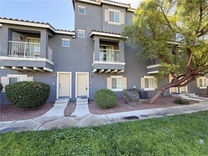 Building Photo - 5975 Barbosa Dr