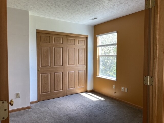 Building Photo - 3884 Boyer Ridge Dr