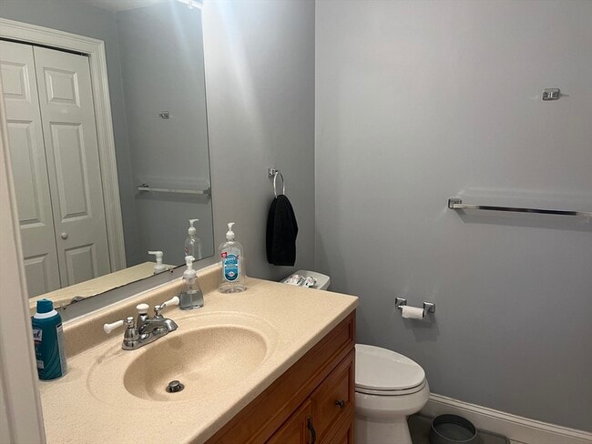 Building Photo - 810 Washington St