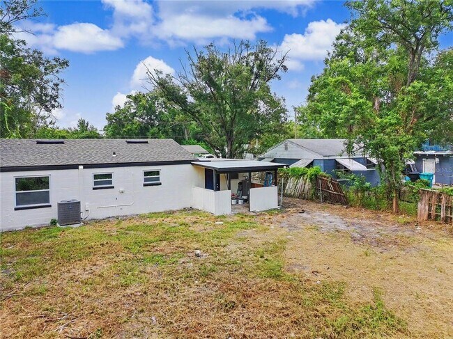 Building Photo - 2848 Harwood St