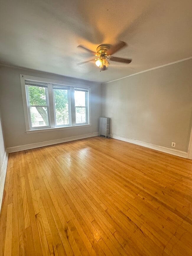 Building Photo - 2602 W Altgeld St