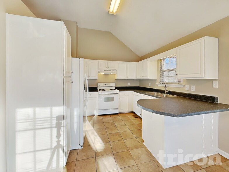 Building Photo - 2260 Ridge Road Canton GA