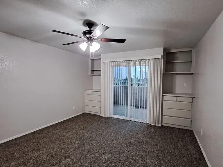 Building Photo - 4109 W Cornell Ave