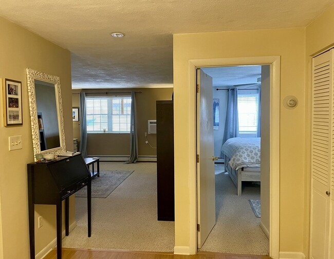 Building Photo - 276 Albion St