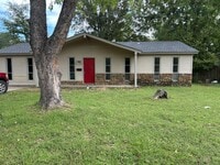 Building Photo - 4 Bedroom home in Sherwood
