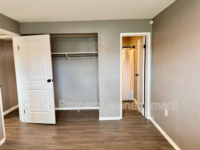 Building Photo - 16259 W 10th Ave