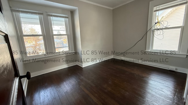 Building Photo - 808 Innes St NE