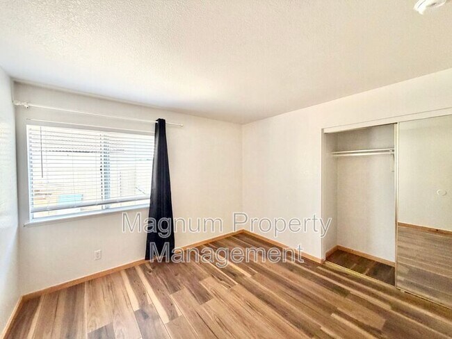 Building Photo - 22988 Joaquin Ridge Dr
