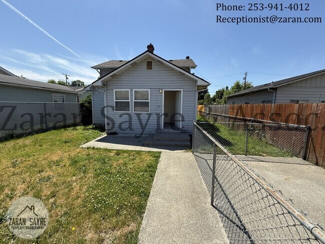 Building Photo - 756 - Three Bedroom, Three Bath in Auburn!