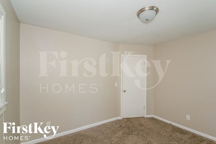 Building Photo - 4083 Vale Ct