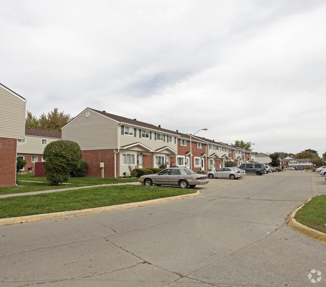 Building Photo - New England Townhouses Co-Operative