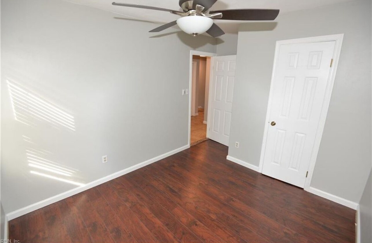 Building Photo - 4502 Marlwood Way