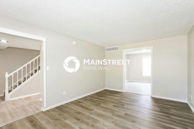 Building Photo - 4 Bedroom Pet-Friendly Home in INDIANAPOLIS, IN with Main Street Renewal