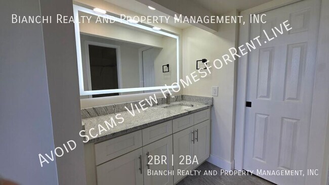 Building Photo - 2618 Cove Cay Dr
