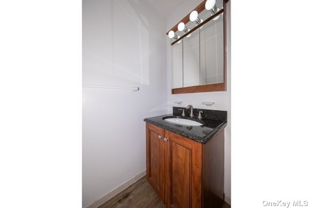 Building Photo - 21 Golden Ave