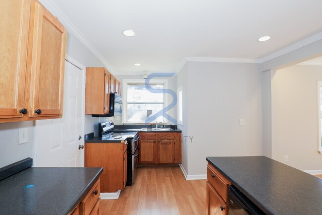 Building Photo - Move in before January 15th and get $100 OFF your rent for the first 3 months — PLUS a $250 Amazo...