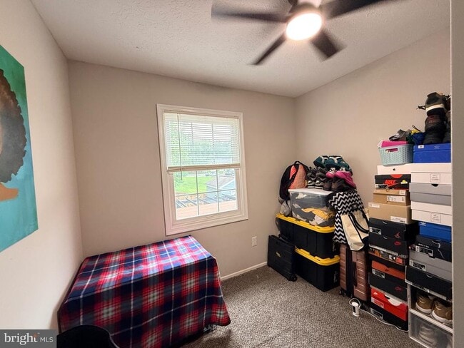 Building Photo - 6416 Lacrosse Ln