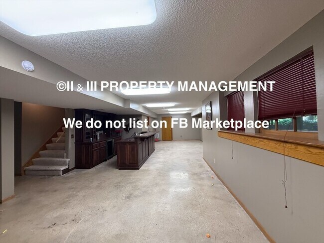 Building Photo - 9103 W 131st Pl