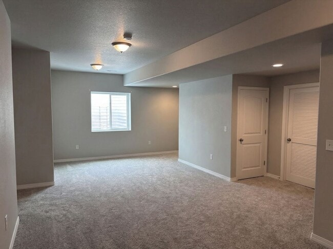 Building Photo - 9377 Mayflower Gulch Wy
