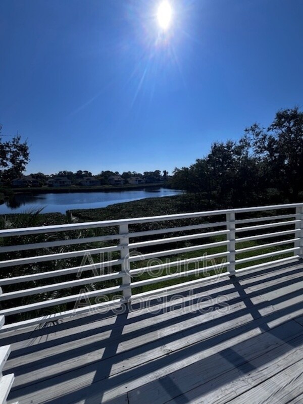 Building Photo - 1007 S Pointe Alexis Dr