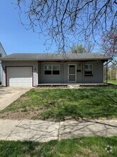 Building Photo - 645 N Detroit St