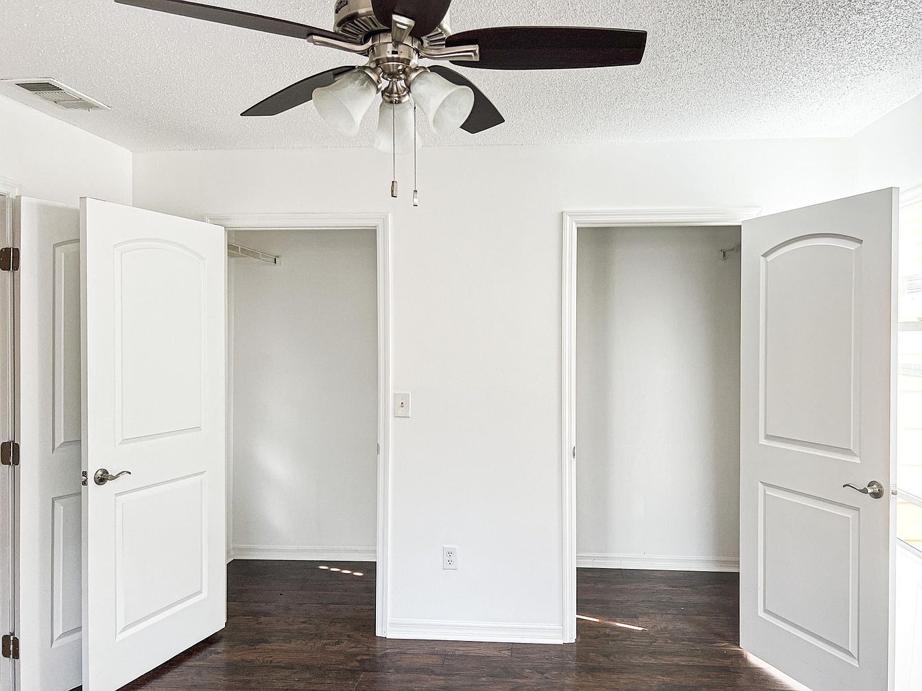 Building Photo - 11901 4th St N