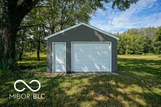 Building Photo - 461 S Co Rd 725 W