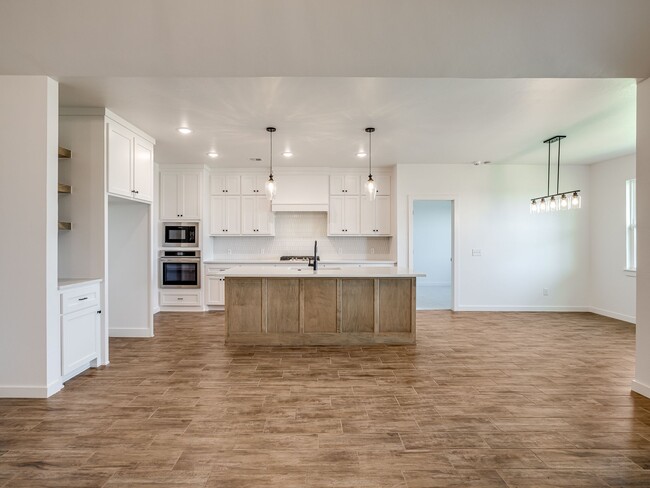 Building Photo - 9309 NW 145th Ct