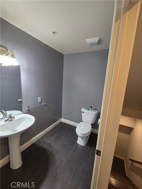 Building Photo - 263 E Glenarm St