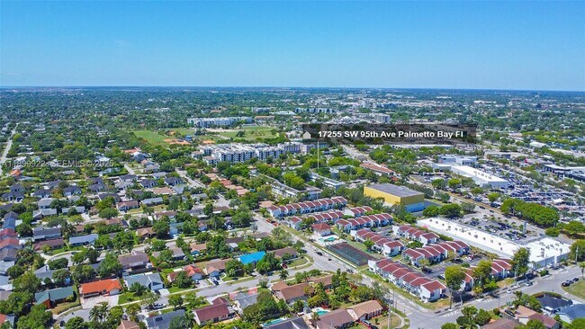 Building Photo - 17255 SW 95th Ave