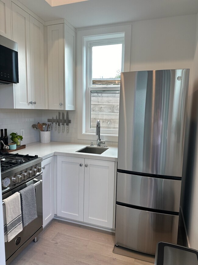 Building Photo - 4067 Michael Ave