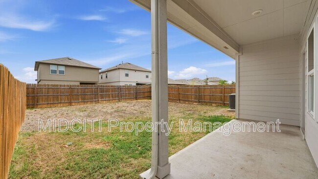 Building Photo - 255 Granary Dr