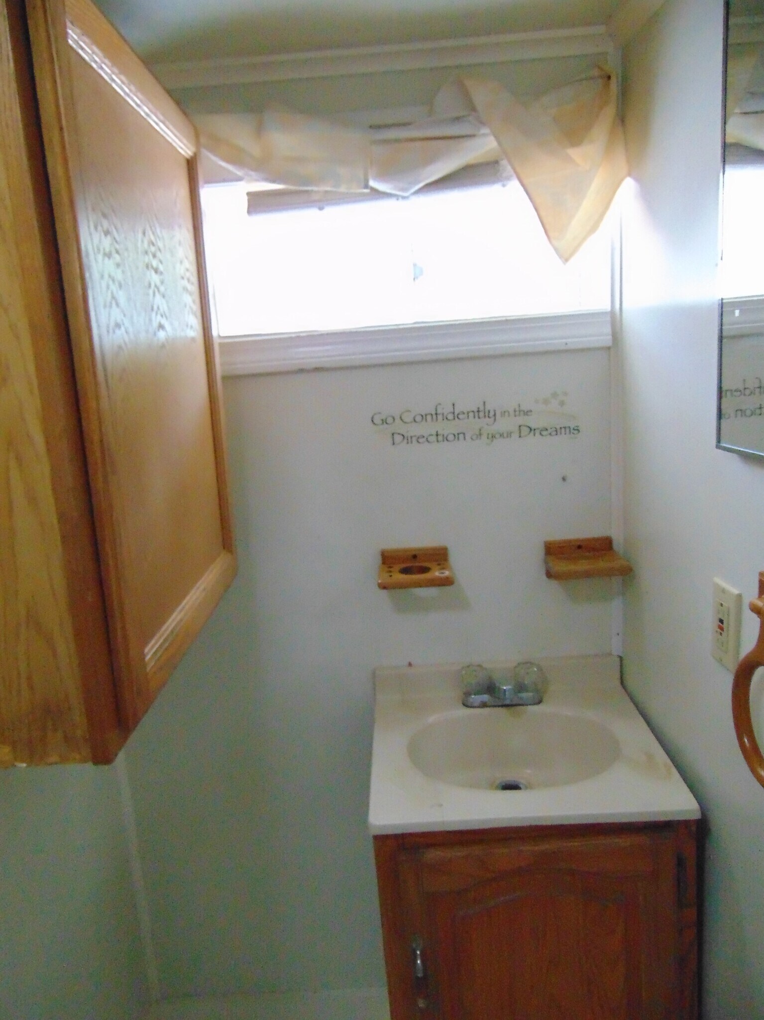 Building Photo - 322 Main St