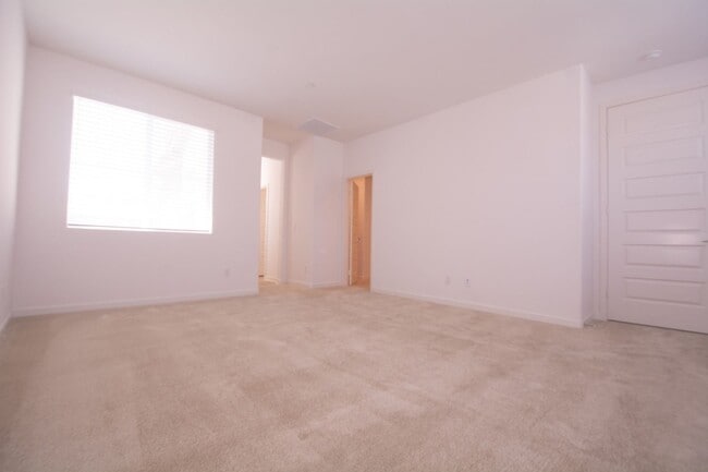 Building Photo - 7039 Mallow Dr