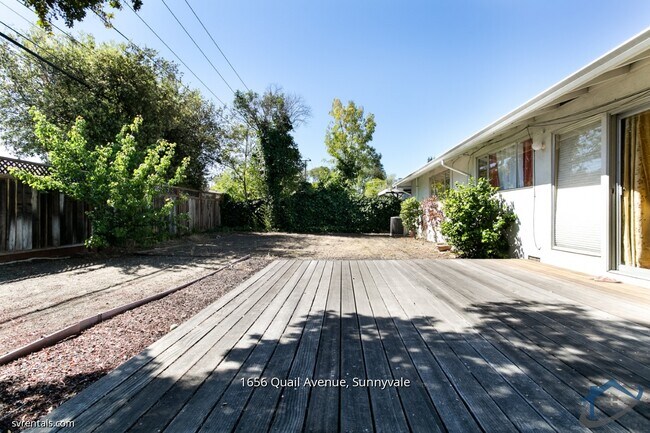 Building Photo - 1656 Quail Ave