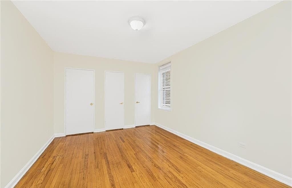 Building Photo - 2102 Holland Ave